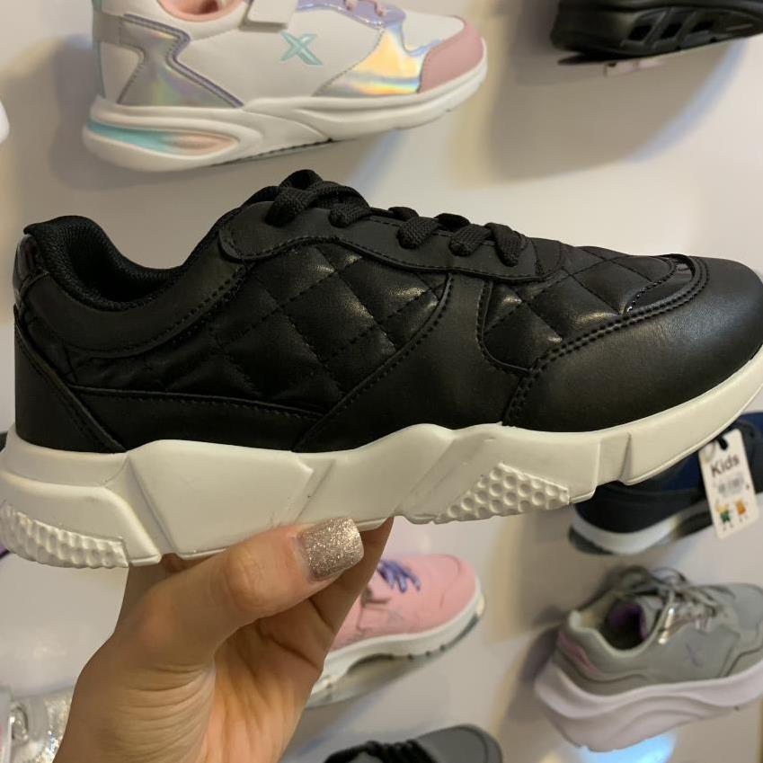 کفش مشکی ترک SEVEN TEEN FLO از 32 تا 34 2406ca32-71be-4041-96c4-c4c73c44453e.jpg