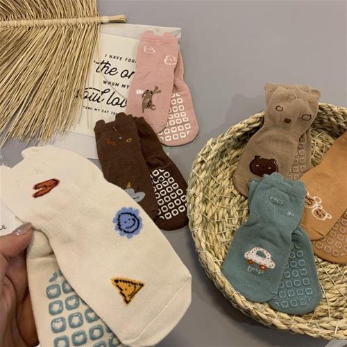 جوراب وارداتی ترمز دار ساده سایز M و S