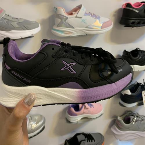 کفش مشکی بنفش ترک KINETIX از 31 تا 32